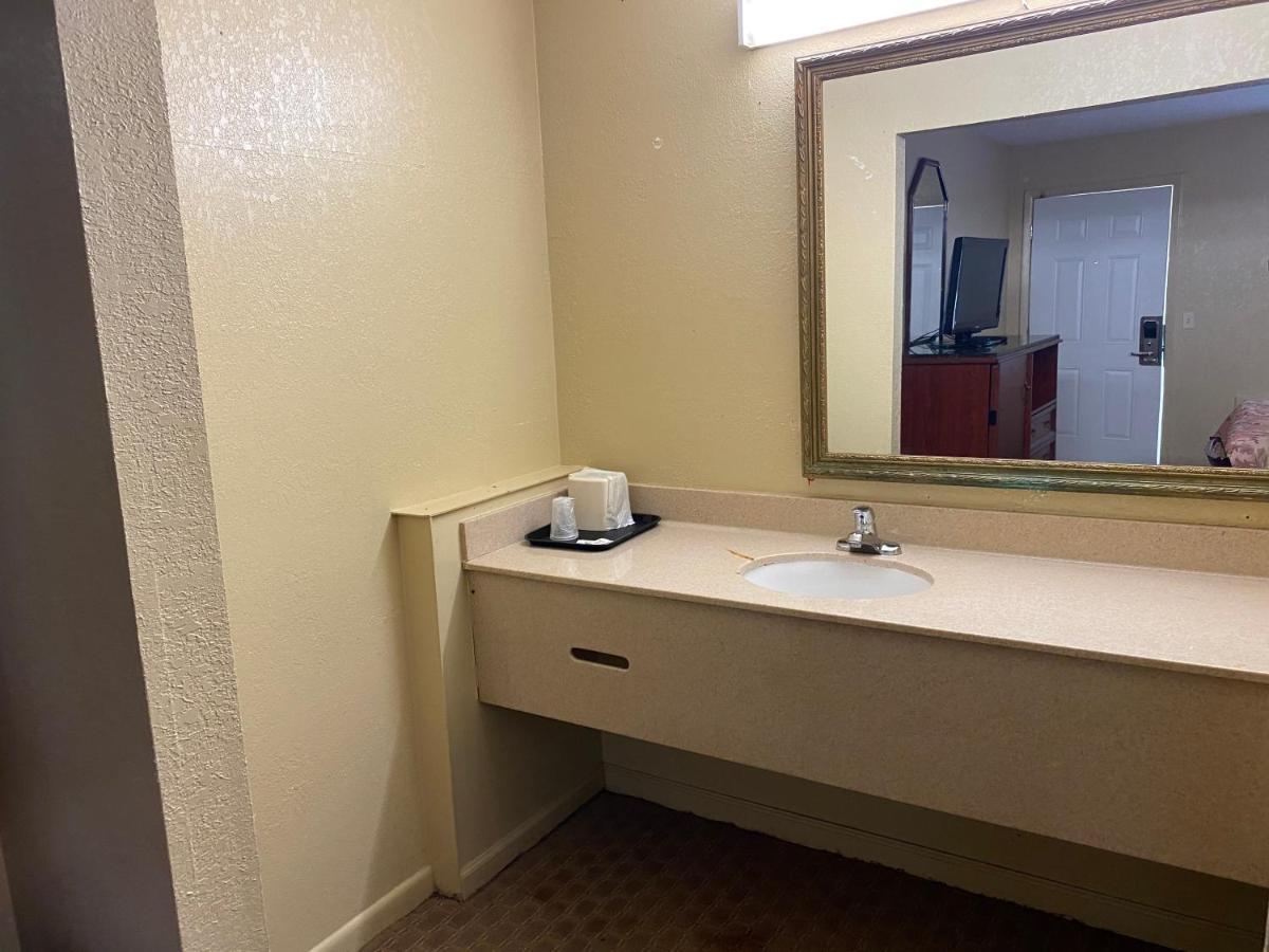 Budget Inn Dothan Esterno foto
